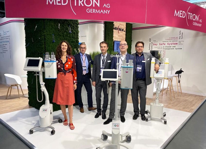 MEDTRON-Team am Messestand