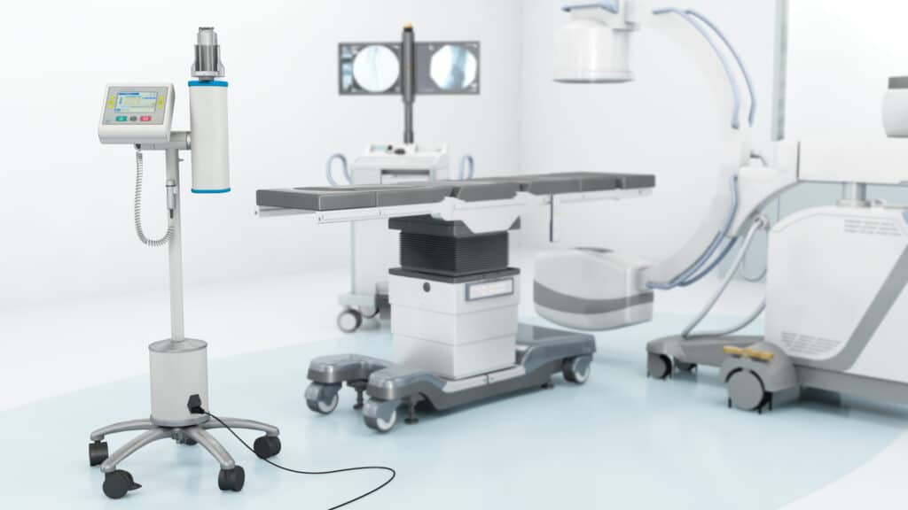 Accutron HP mit Power Supply, ein Kontrastmittelinjektor der MEDTRON AG für die Angiographie