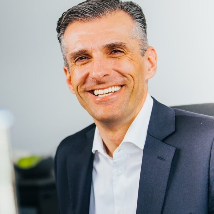 Neuer Vorstand der MEDTRON AG Markus Bappert lächelnd